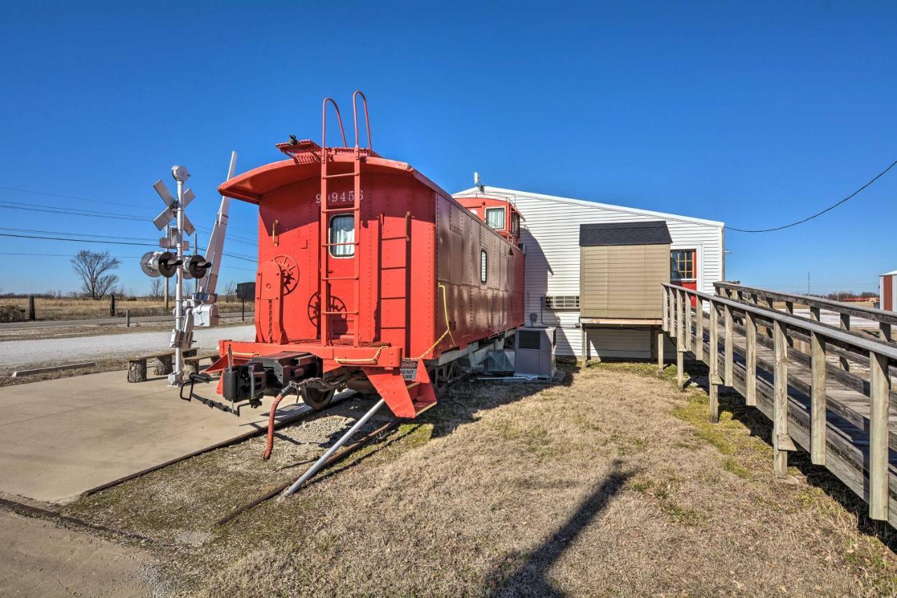 Unique Joplin Gem Converted Train Car Studio Exterior foto