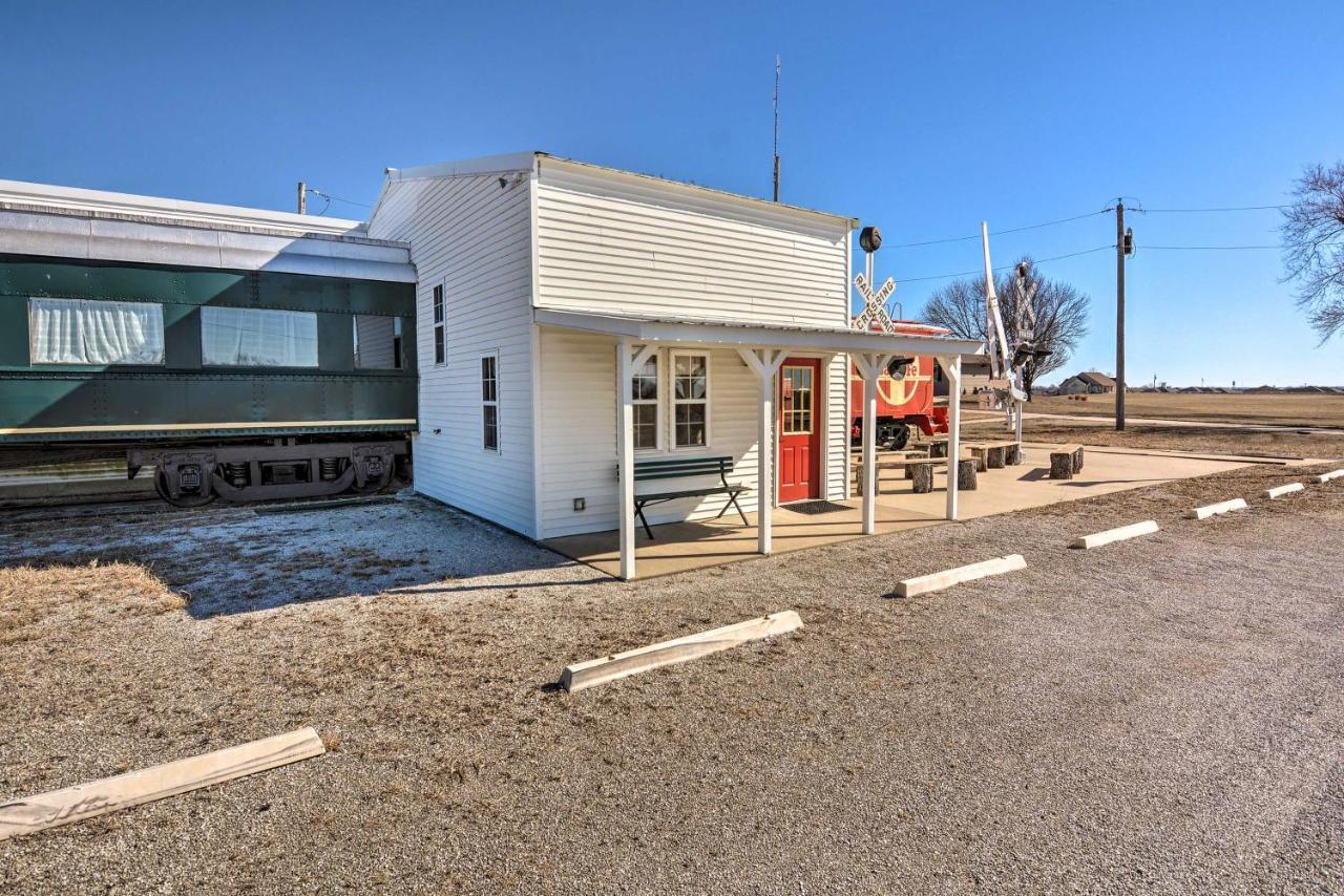 Unique Joplin Gem Converted Train Car Studio Exterior foto